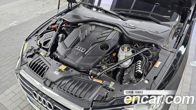 Audi A8 2021 — photo 6
