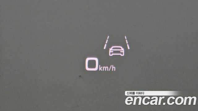 Audi A8 2021 — photo 17