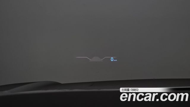 Volkswagen Touareg 2023 — photo 17