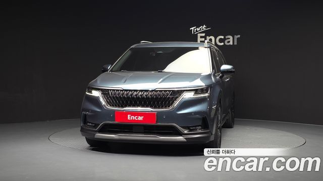 Kia Canival 2022 — photo 3
