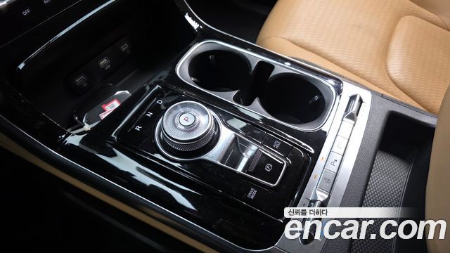 Kia Canival 2022 — photo 9