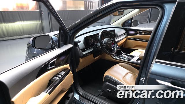 Kia Canival 2022 — photo 10