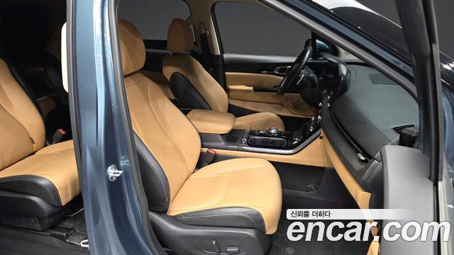 Kia Canival 2022 — photo 11