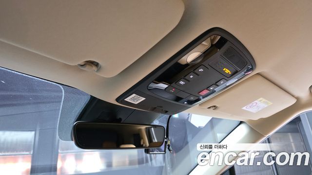 Kia Canival 2022 — photo 17