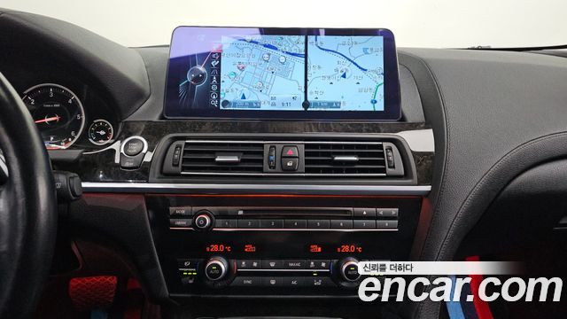 BMW 6-Series 2015 — photo 12