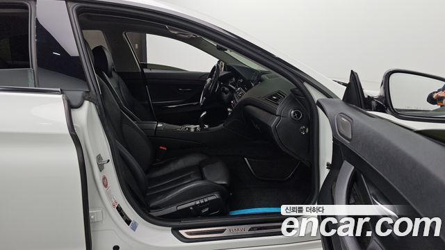 BMW 6-Series 2015 — photo 17