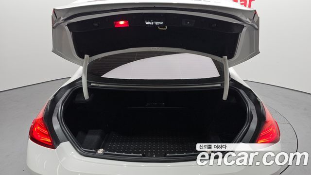 BMW 6-Series 2015 — photo 20