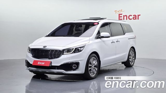 Kia Canival 2018 — photo 1
