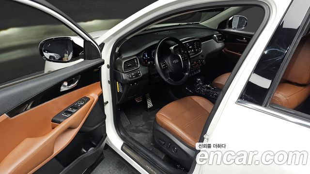 Kia Sorento 2019 — photo 11
