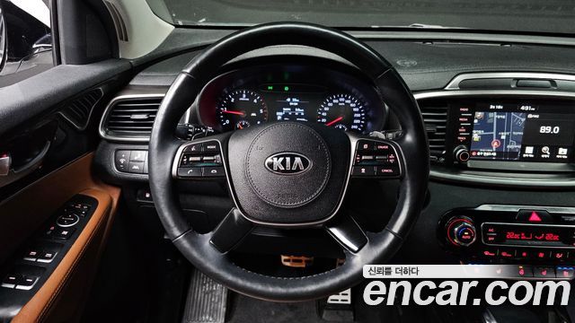 Kia Sorento 2019 — photo 13