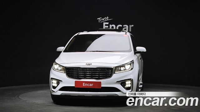 Kia Canival 2019 — photo 3