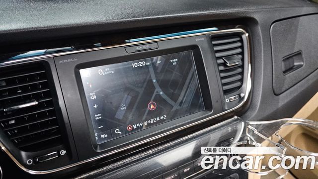 Kia Canival 2019 — photo 14