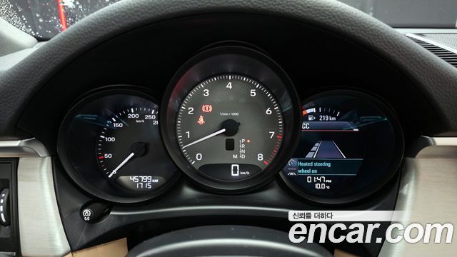 Porsche Macan 2022 — photo 8