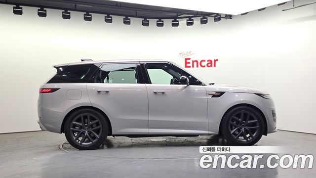 Land Rover Range Rover Sport 2025 — photo 6