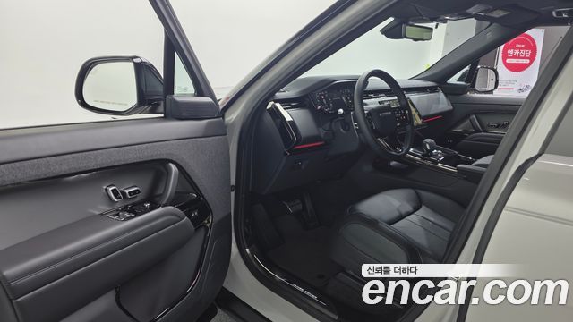 Land Rover Range Rover Sport 2025 — photo 11