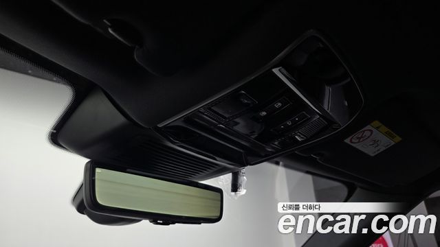 Land Rover Range Rover Sport 2025 — photo 16