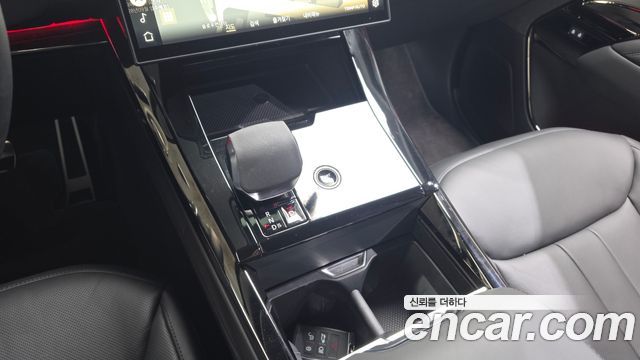 Land Rover Range Rover Sport 2025 — photo 18