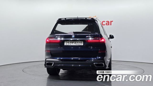 BMW X7 2020 — photo 4
