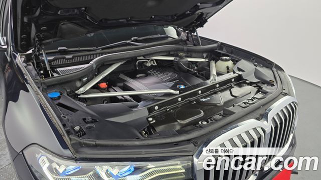 BMW X7 2020 — photo 6