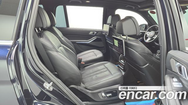 BMW X7 2020 — photo 12