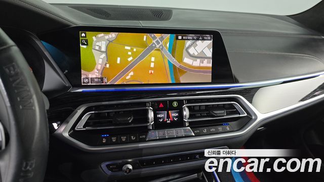 BMW X7 2020 — photo 14