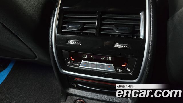 BMW X7 2020 — photo 18