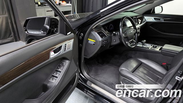 Genesis G80 2017 — photo 10