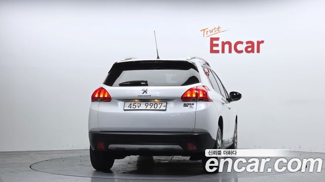 Peugeot 2008 2015 — photo 4