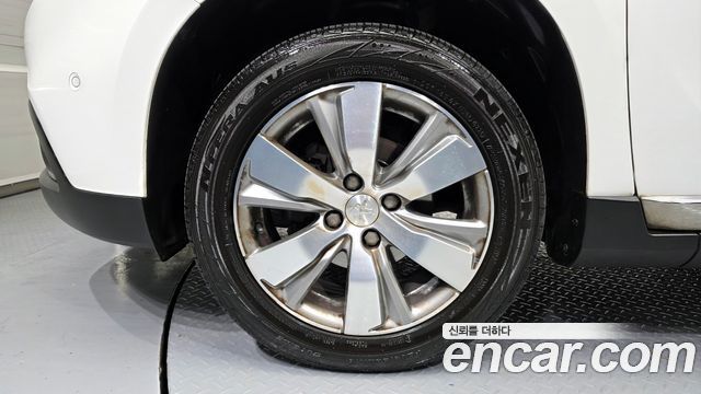 Peugeot 2008 2015 — photo 5
