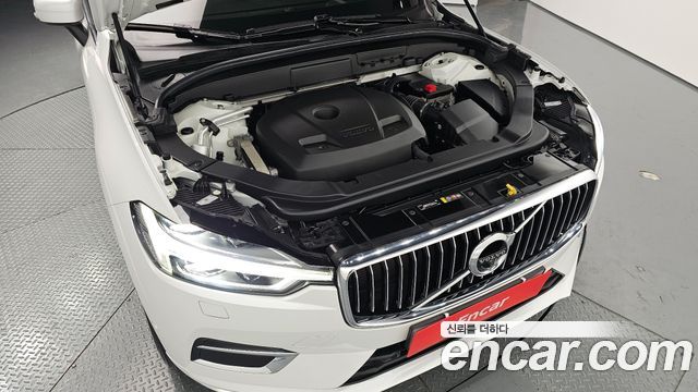 Volvo XC60 2018 — photo 6
