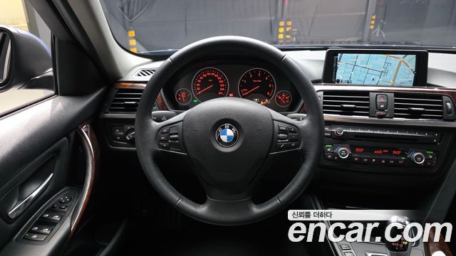 BMW 3-Series 2014 — photo 13