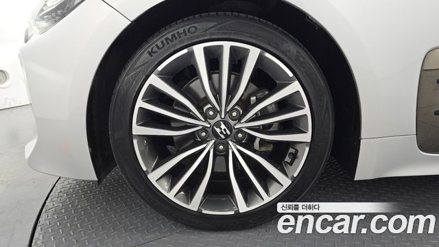 Kia Stinger 2018 — photo 5