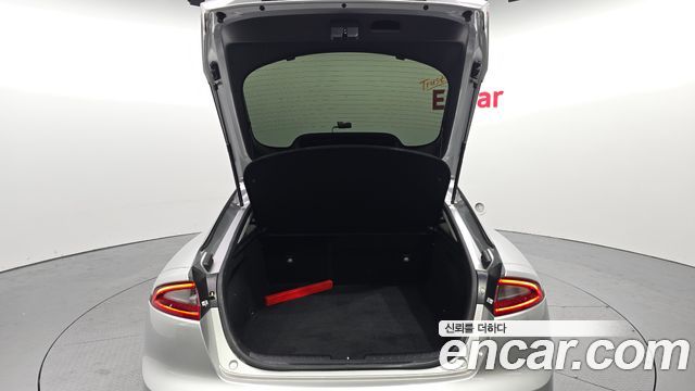 Kia Stinger 2018 — photo 20