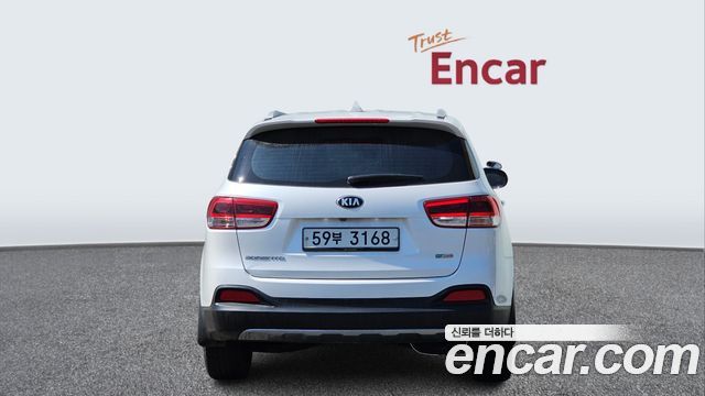 Kia Sorento 2015 — photo 4