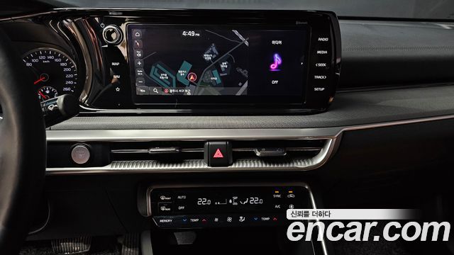 Kia K5 2022 — photo 14