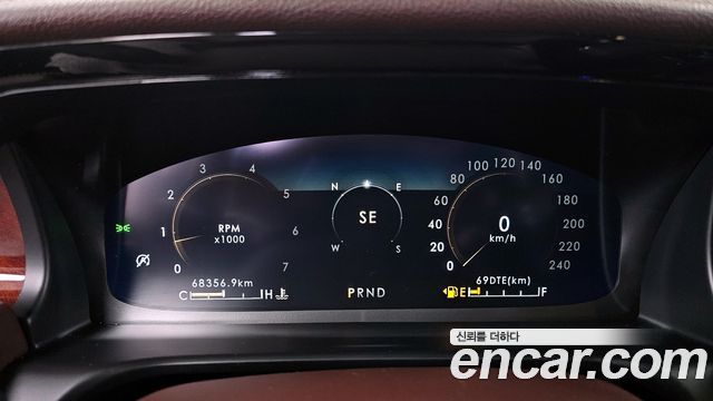 Lincoln Aviator 2021 — photo 8