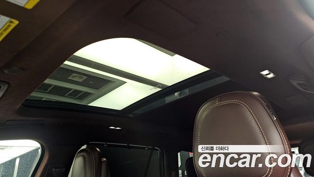 Lincoln Aviator 2021 — photo 18