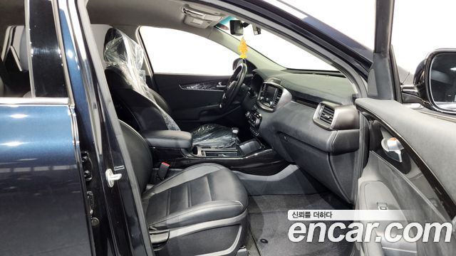 Kia Sorento 2019 — photo 11