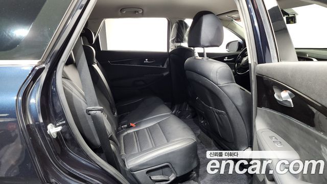 Kia Sorento 2019 — photo 12