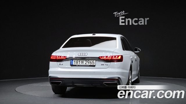 Audi A4 2022 — photo 4