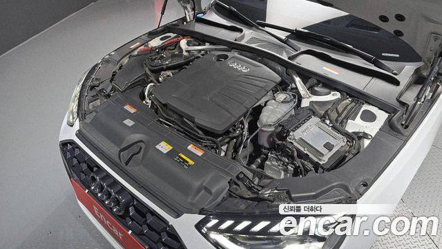 Audi A4 2022 — photo 6