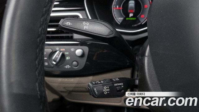 Audi A4 2022 — photo 17