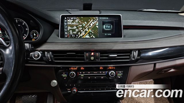 BMW X5 2017 — photo 15