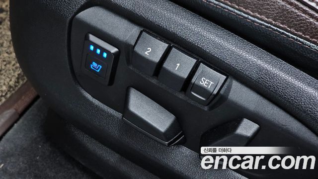 BMW X5 2017 — photo 19