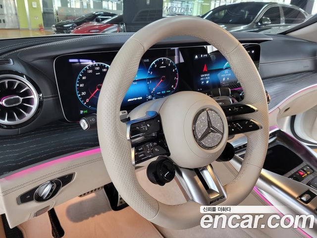 Mercedes-Benz AMG GT 2023 — photo 13