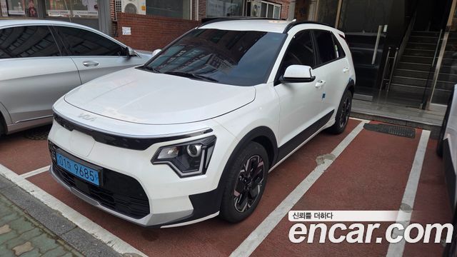 Kia Niro 2024 — photo 1
