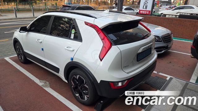 Kia Niro 2024 — photo 6