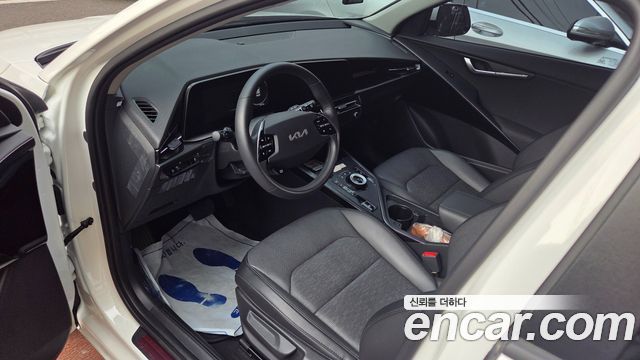 Kia Niro 2024 — photo 12