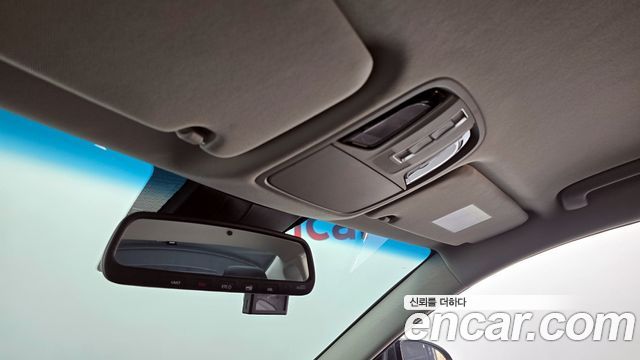 Kia K7 2021 — photo 17