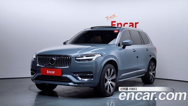 Volvo XC90 2022 — photo 1